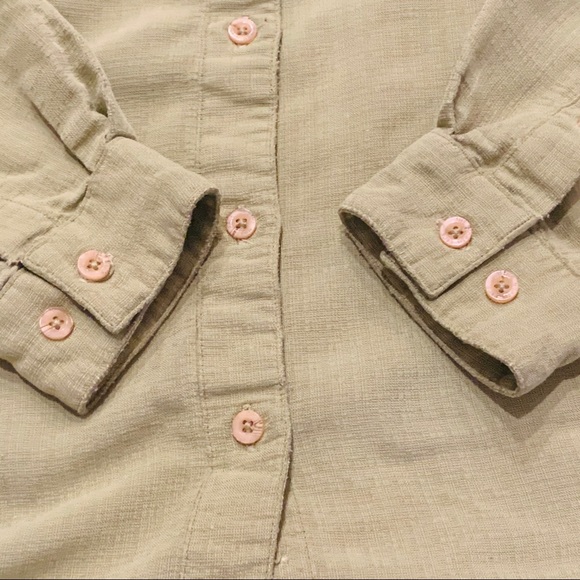The North Face Women’s Button Up Shirt - Picture 12 of 15